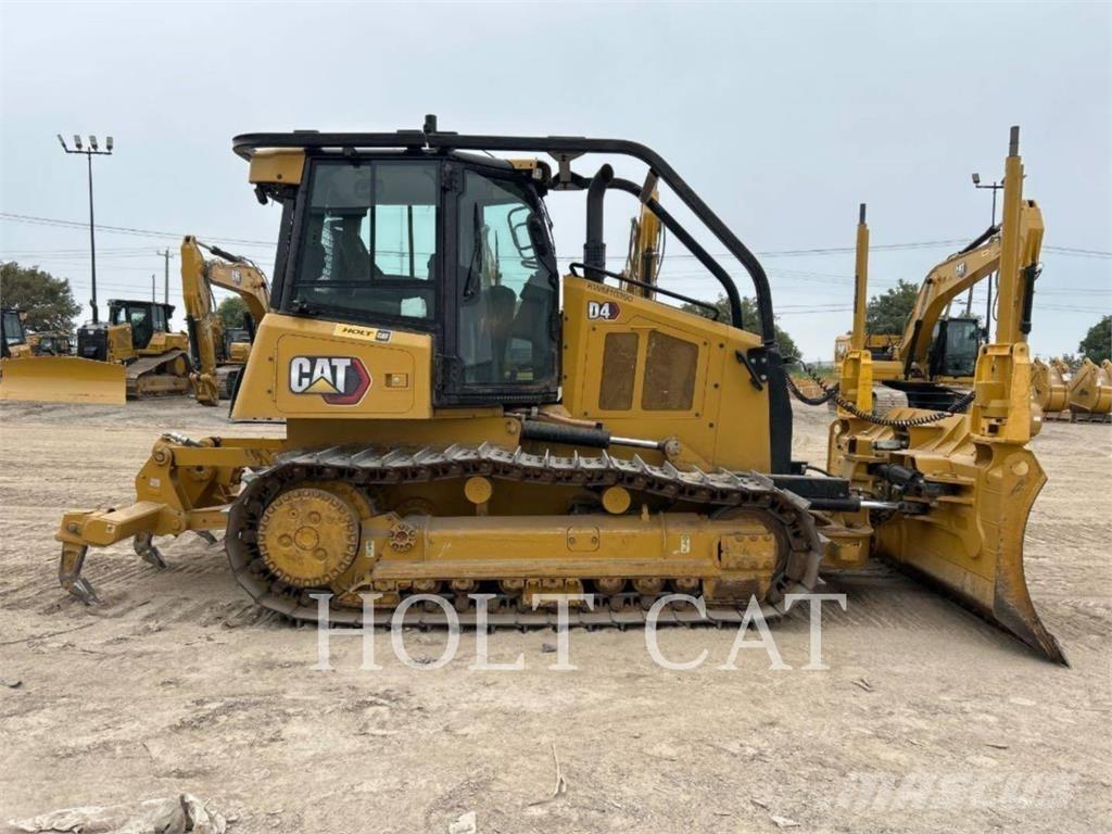 CAT D4 CAB3 Гусеничные бульдозеры