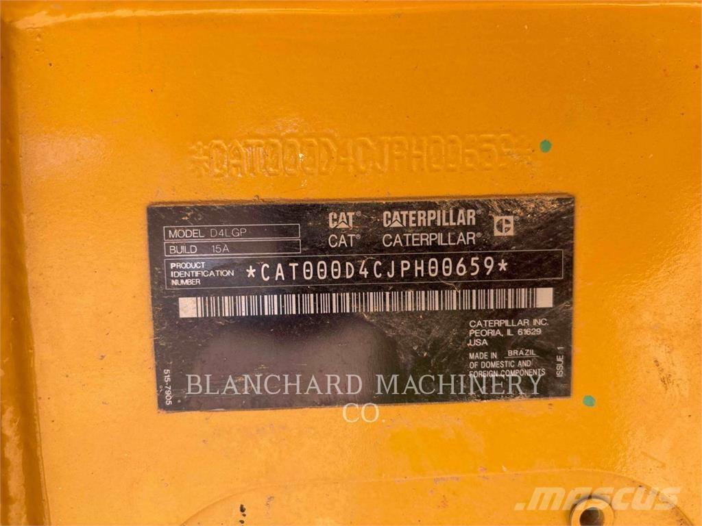 CAT D4 LGP Гусеничные бульдозеры