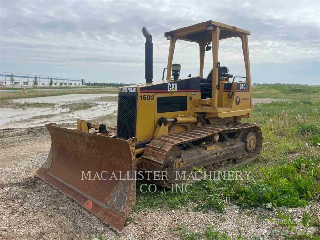 CAT D4C Гусеничные бульдозеры