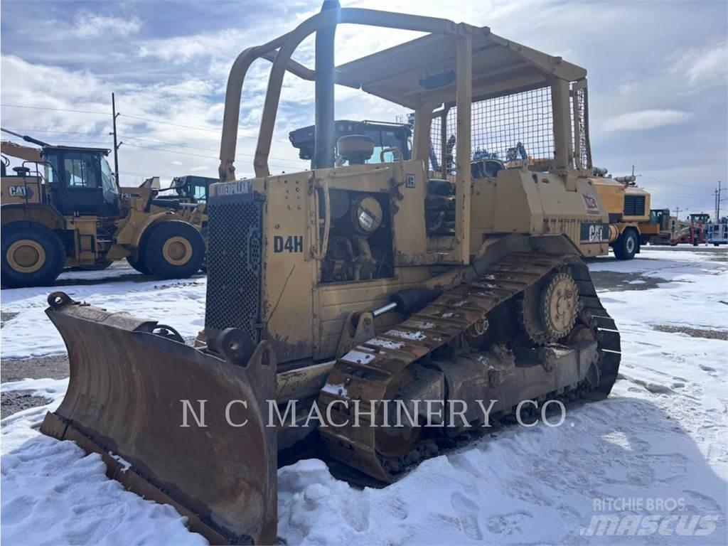 CAT D4H Гусеничные бульдозеры