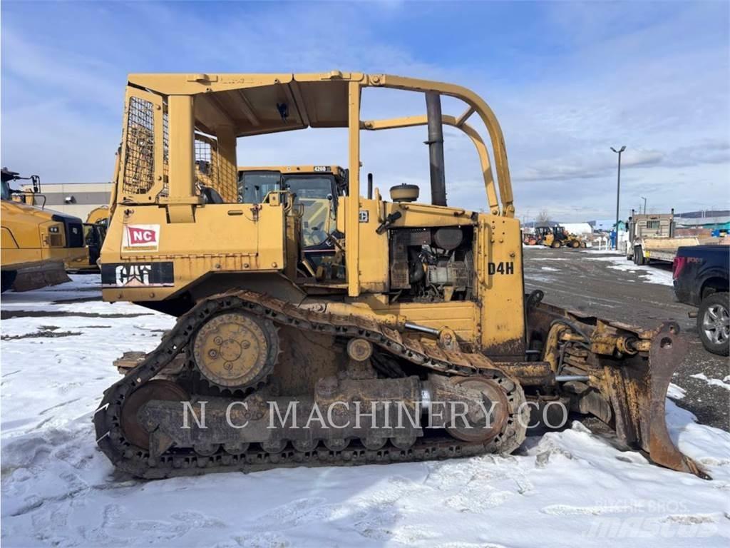 CAT D4H Гусеничные бульдозеры