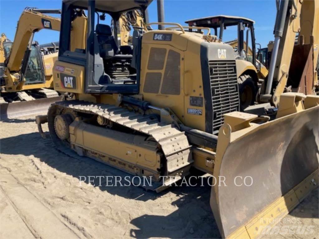 CAT D4K2 Гусеничные бульдозеры