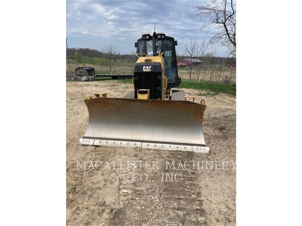 CAT D4K2 XL Гусеничные бульдозеры