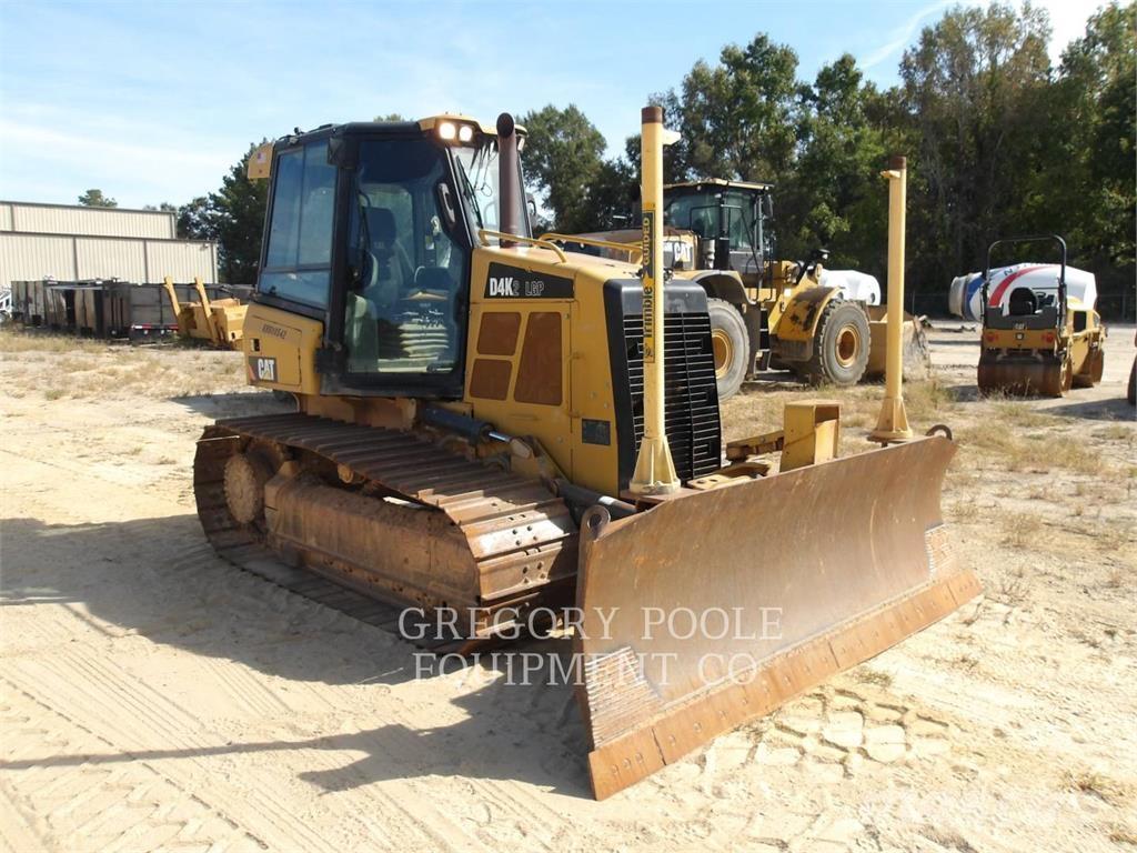 CAT D4K2LGP Гусеничные бульдозеры
