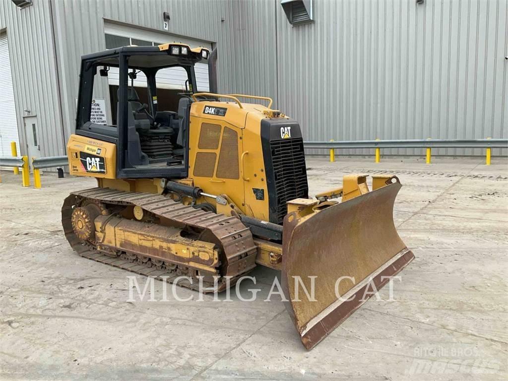 CAT D4K2X Z2 Гусеничные бульдозеры