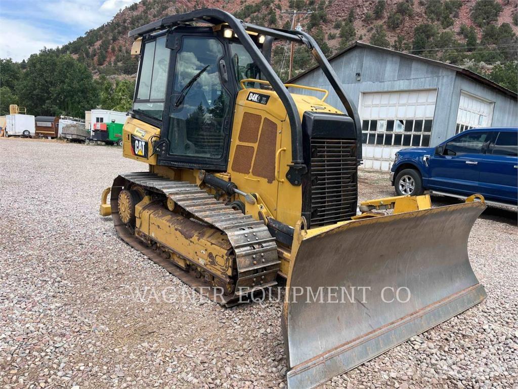CAT D4K2XL Гусеничные бульдозеры