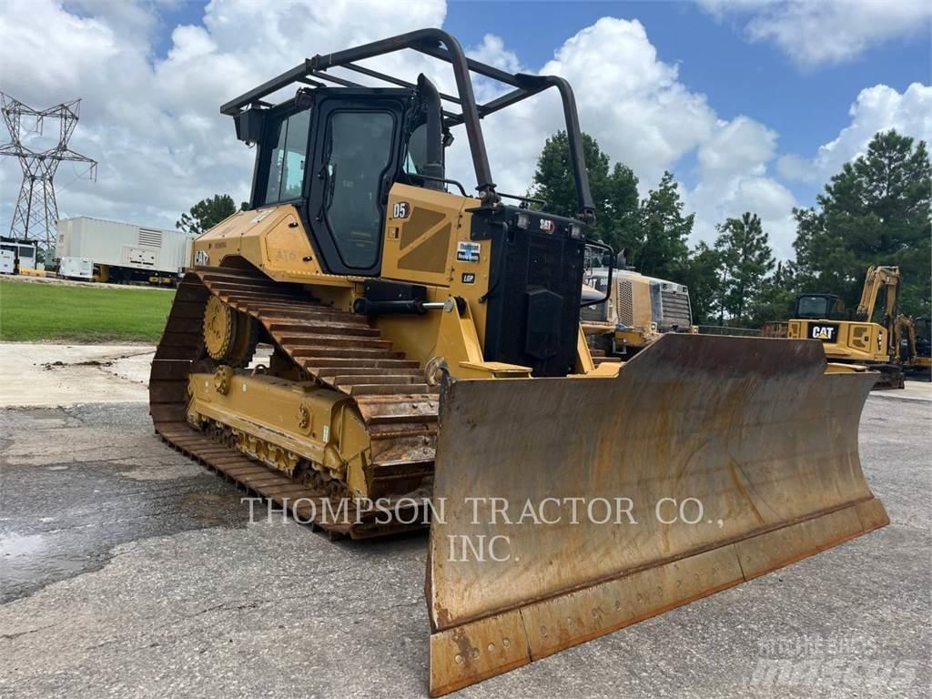 CAT D5 Гусеничные бульдозеры