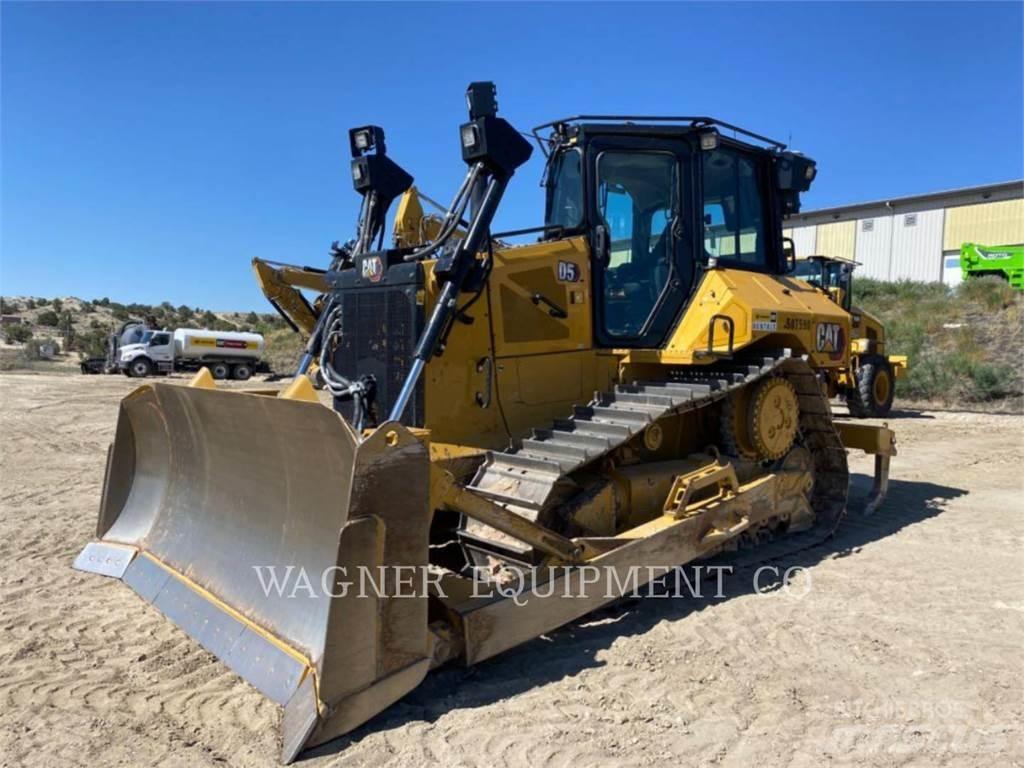 CAT D5 Гусеничные бульдозеры