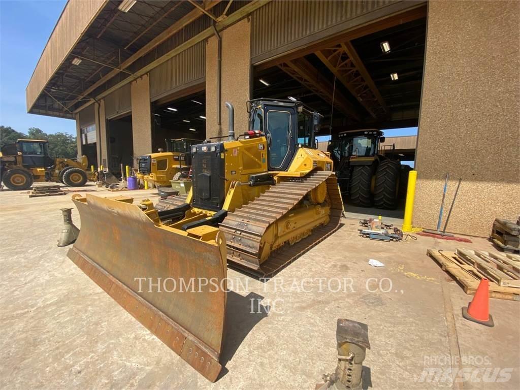 CAT D5 Гусеничные бульдозеры