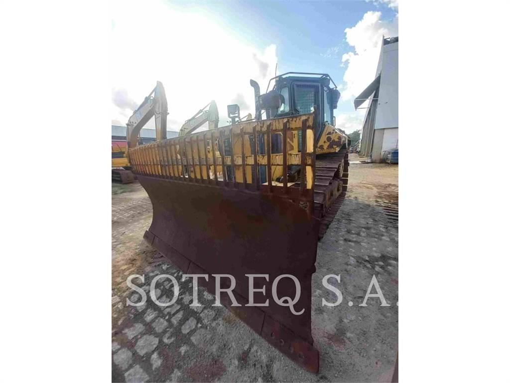 CAT D5 Гусеничные бульдозеры