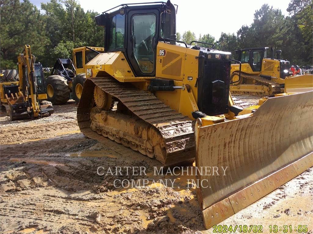CAT D5 Гусеничные бульдозеры