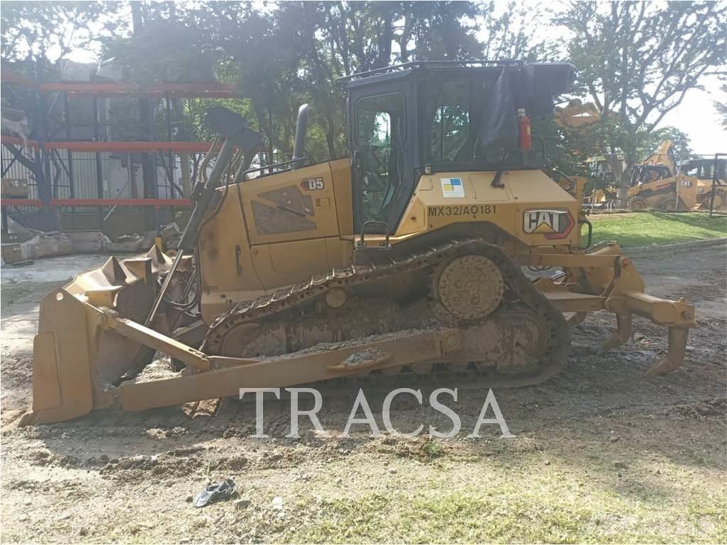 CAT D5 Трактора