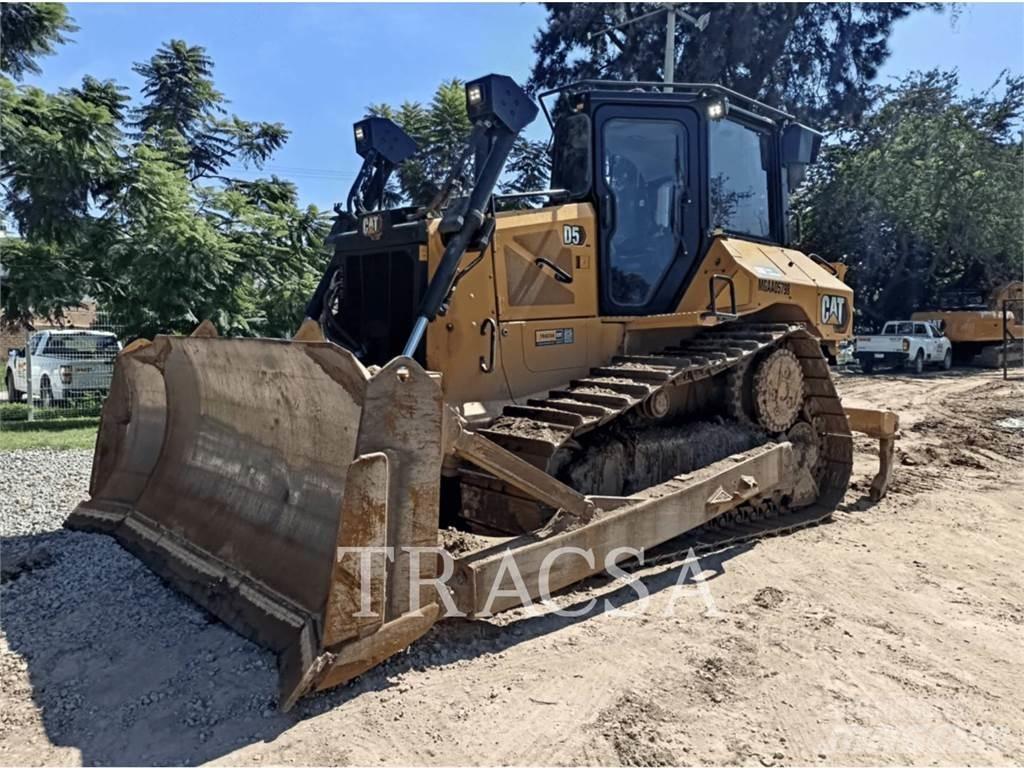 CAT D5 Гусеничные бульдозеры