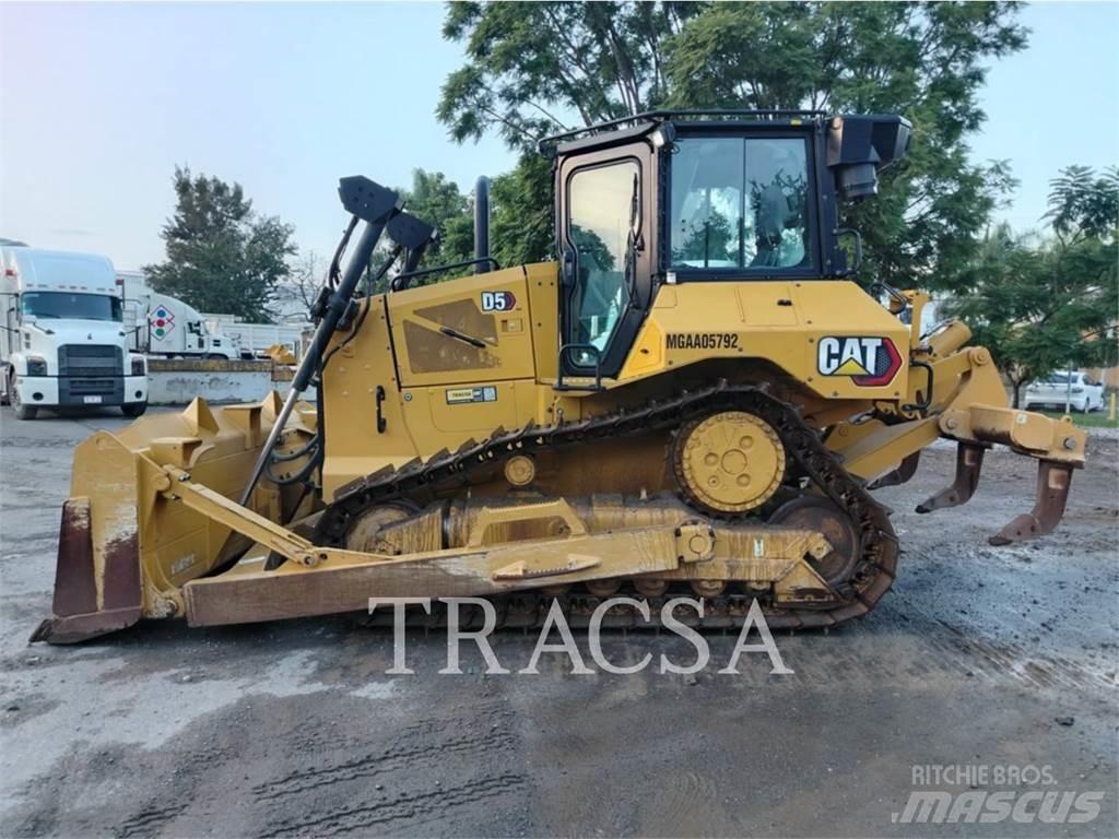CAT D5 Гусеничные бульдозеры