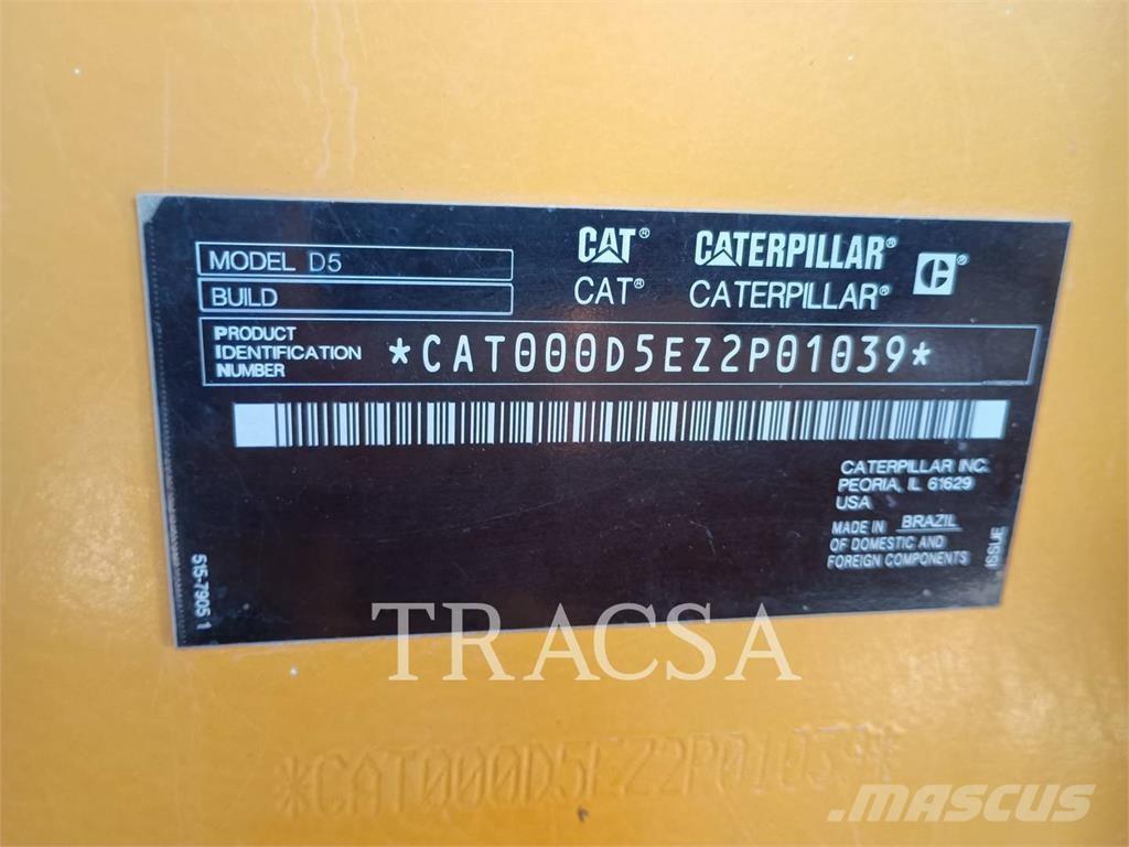CAT D5 Гусеничные бульдозеры