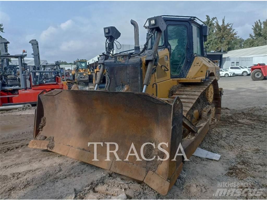 CAT D5 Гусеничные бульдозеры