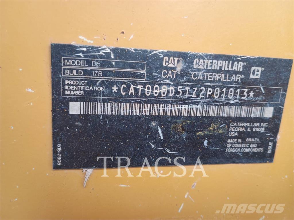 CAT D5 Гусеничные бульдозеры
