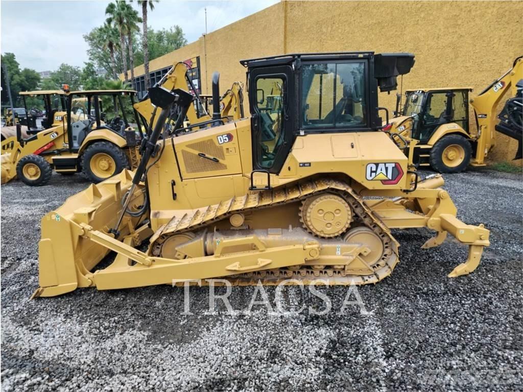 CAT D5 Гусеничные бульдозеры
