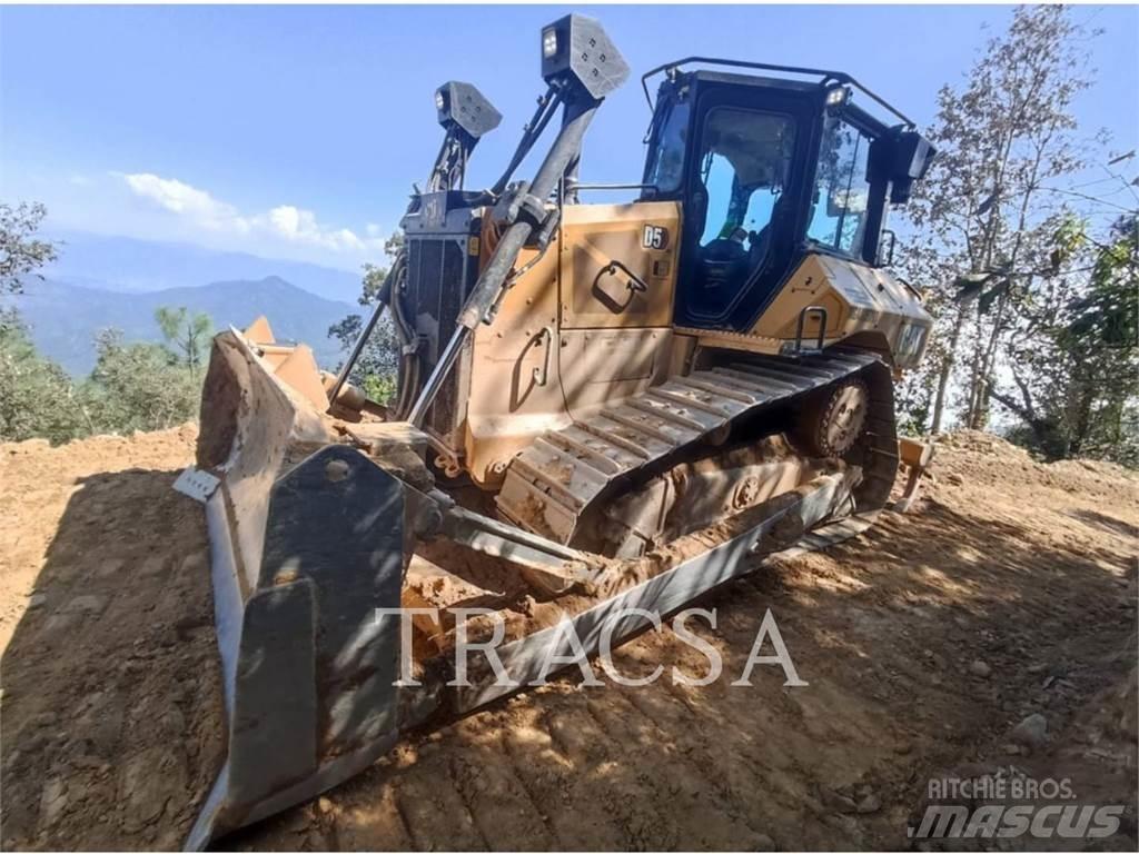 CAT D5 Гусеничные бульдозеры