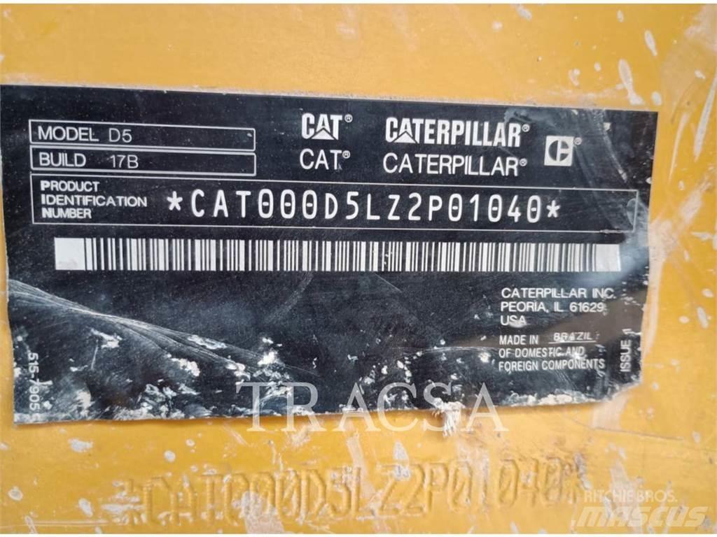 CAT D5 Гусеничные бульдозеры