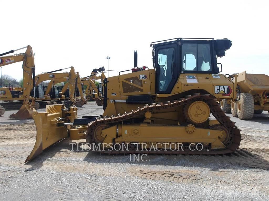 CAT D5 Гусеничные бульдозеры