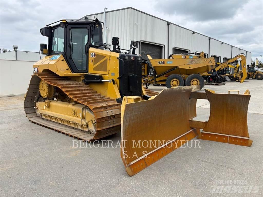 CAT D5 Гусеничные бульдозеры
