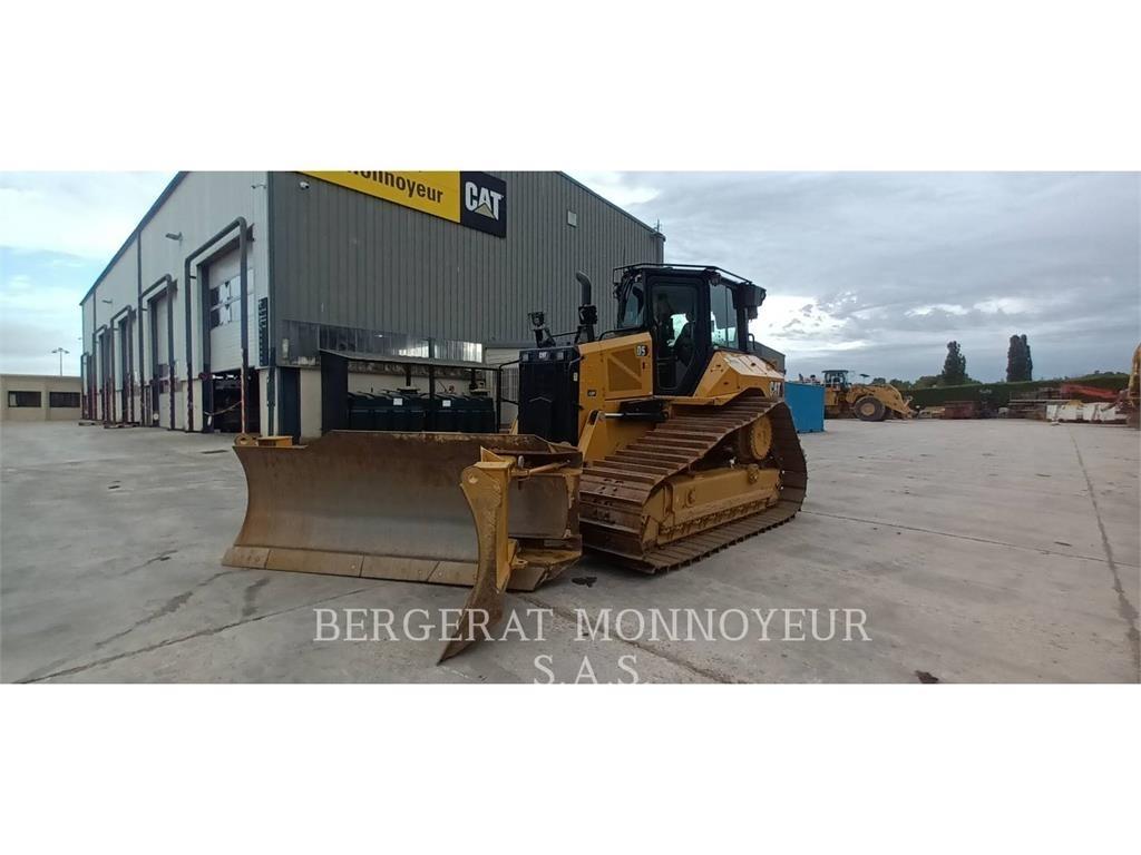 CAT D5 Гусеничные бульдозеры