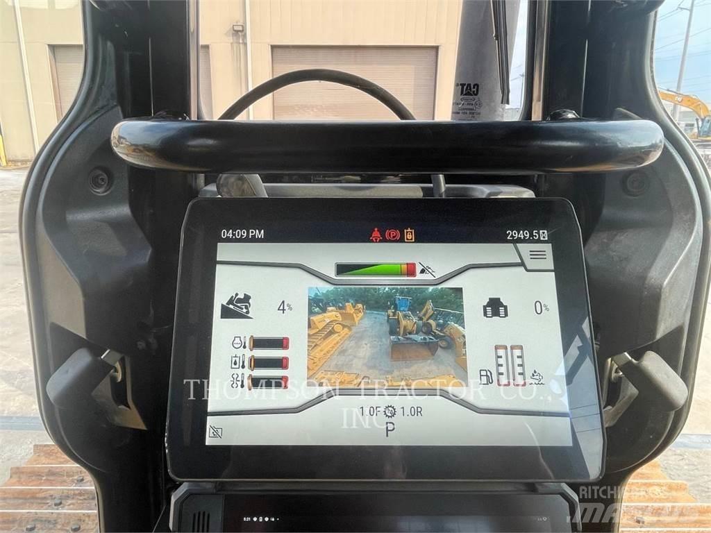 CAT D5 Гусеничные бульдозеры