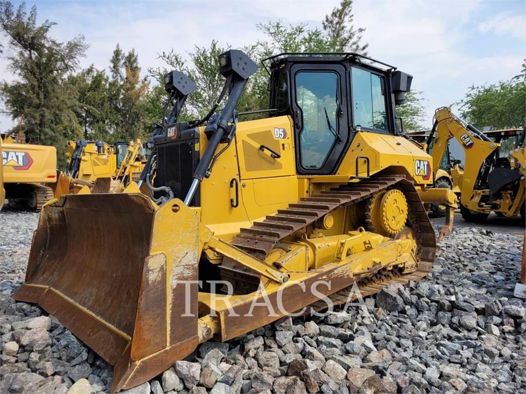 CAT D5 Гусеничные бульдозеры