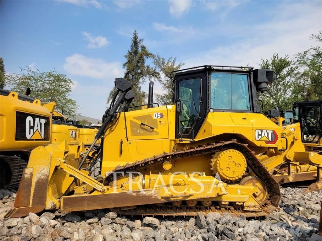 CAT D5 Гусеничные бульдозеры