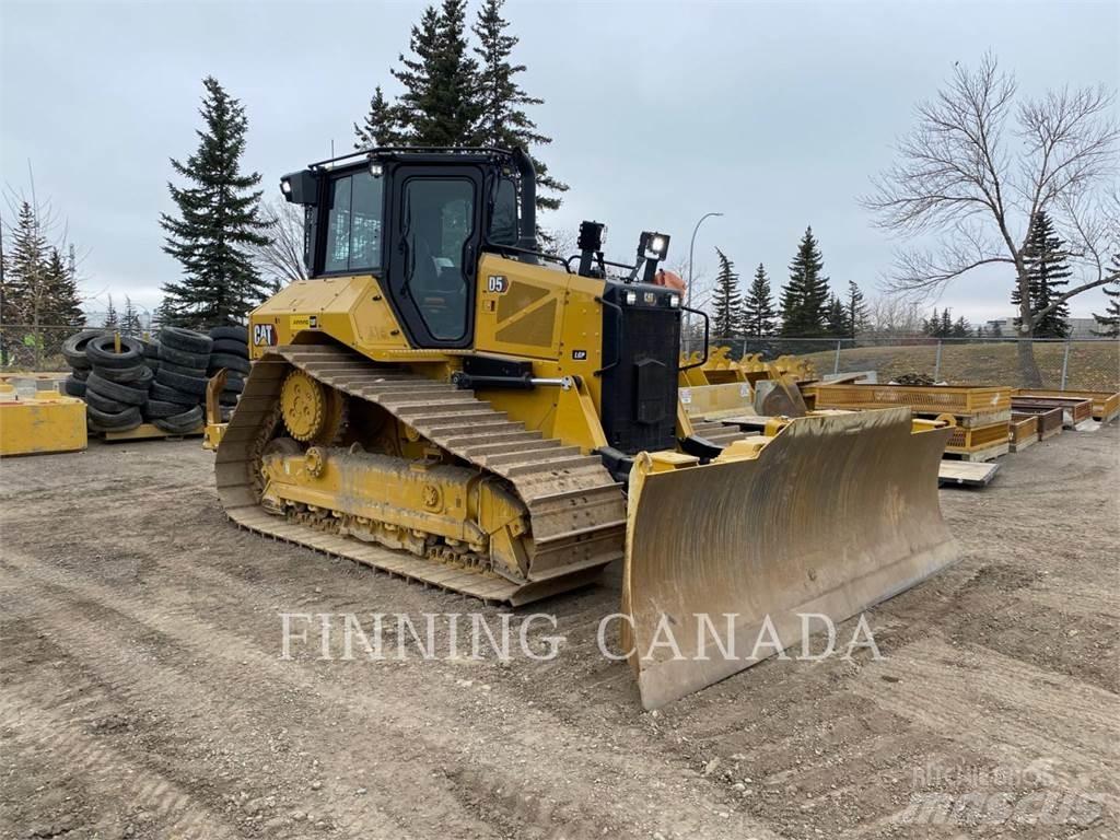 CAT D5-17 Гусеничные бульдозеры
