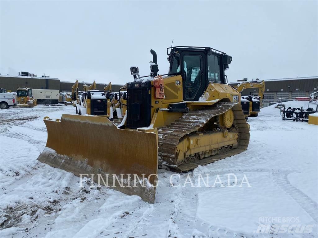 CAT D5-17 Гусеничные бульдозеры