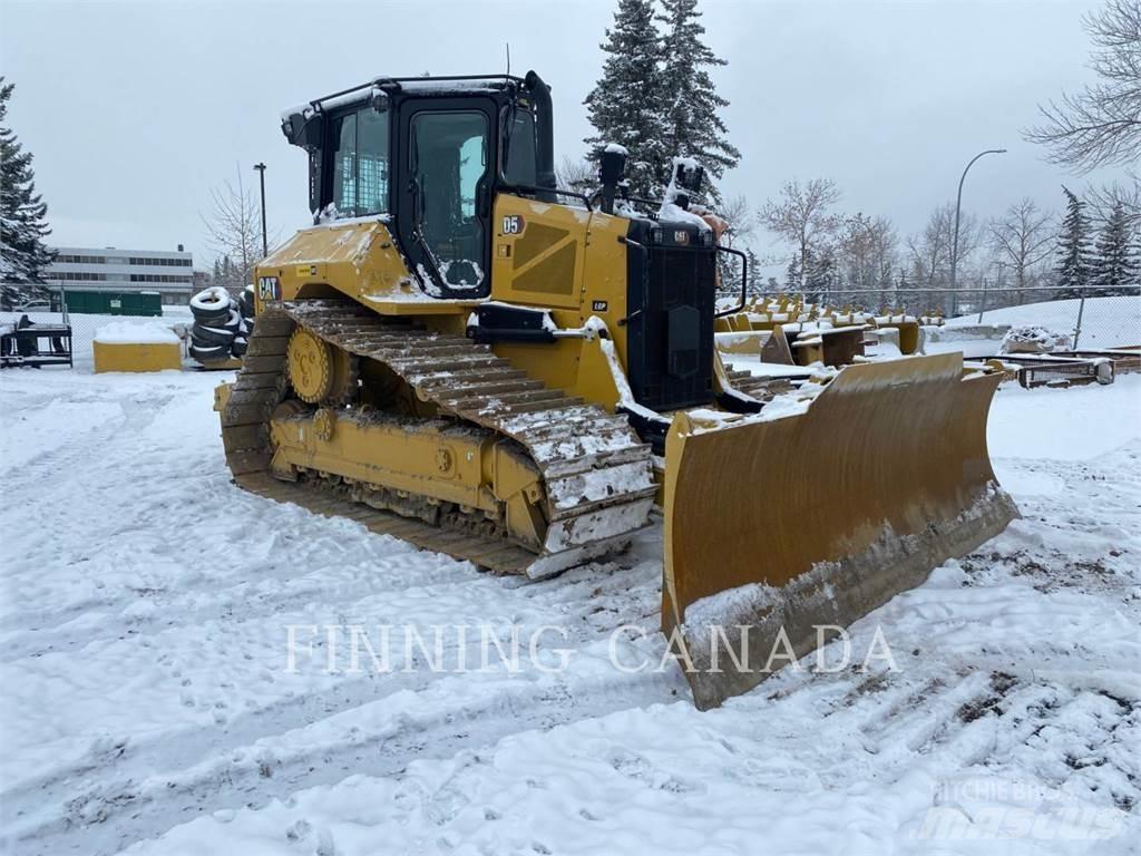 CAT D5-17 Гусеничные бульдозеры