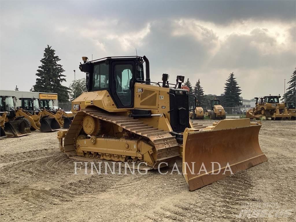 CAT D5-17 Гусеничные бульдозеры
