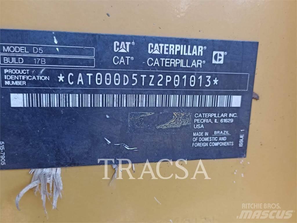 CAT D5-17 Гусеничные бульдозеры