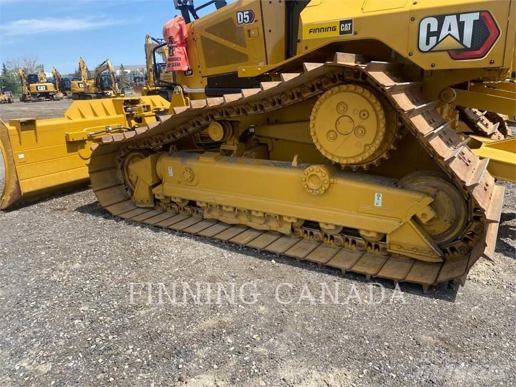 CAT D5-17 Гусеничные бульдозеры