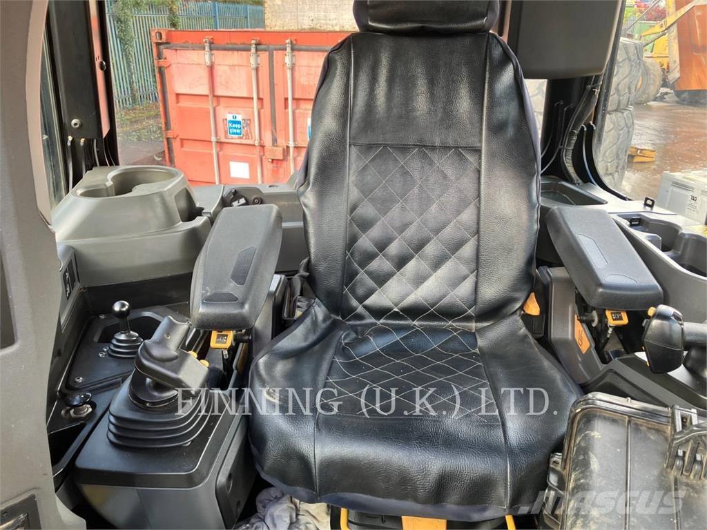 CAT D5-17 LGP Гусеничные бульдозеры