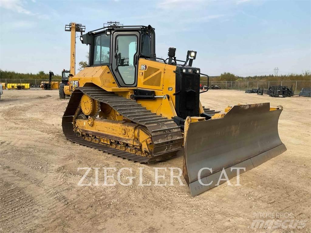 CAT D5-17LGP Гусеничные бульдозеры