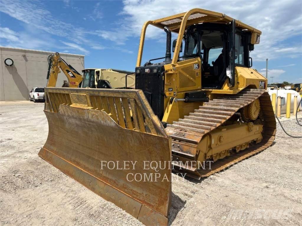 CAT D5-17LGVX Гусеничные бульдозеры