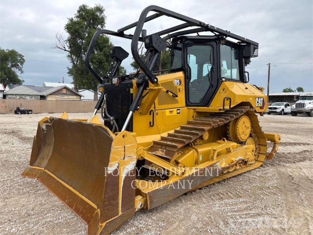 CAT D5-17SX Гусеничные бульдозеры