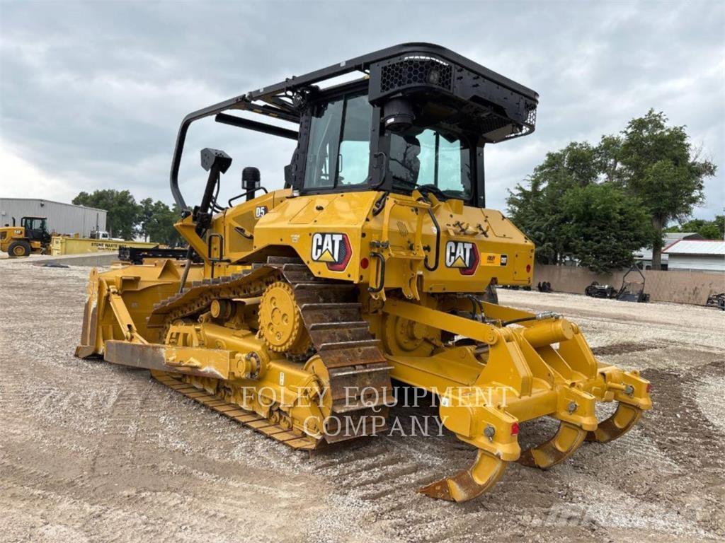 CAT D5-17SX Гусеничные бульдозеры
