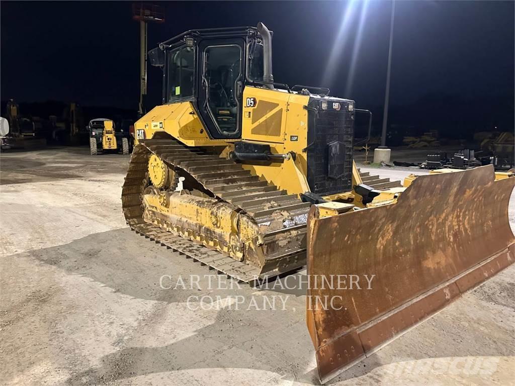CAT D5-17VP Гусеничные бульдозеры