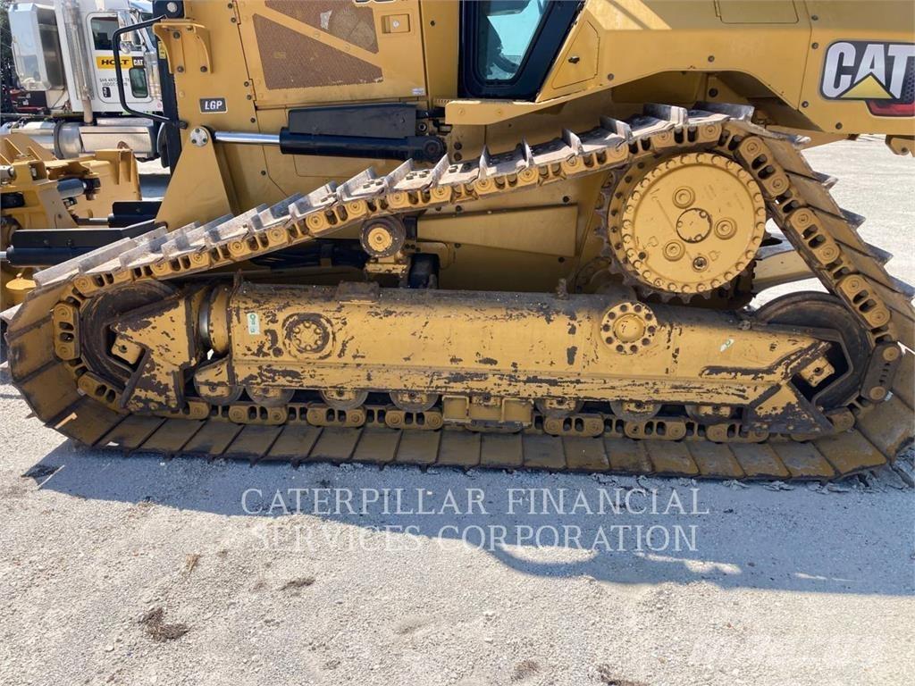 CAT D5-17VP Гусеничные бульдозеры
