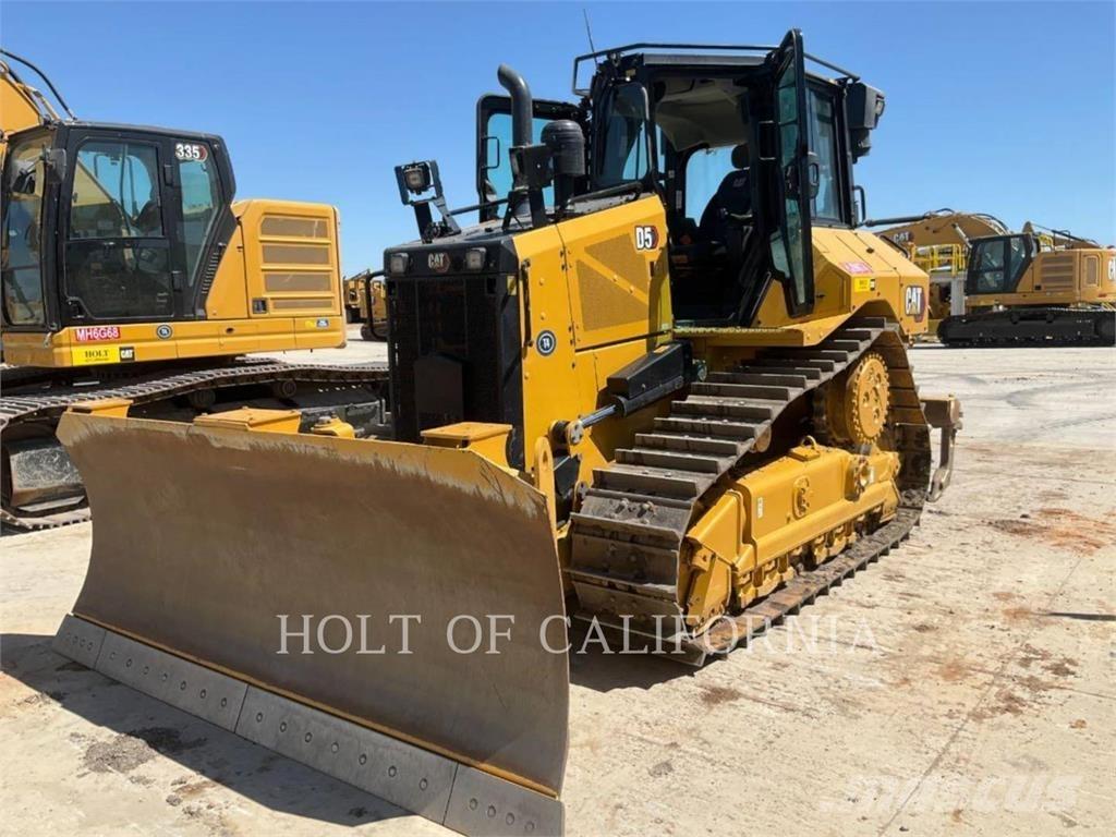 CAT D5-17VP Гусеничные бульдозеры
