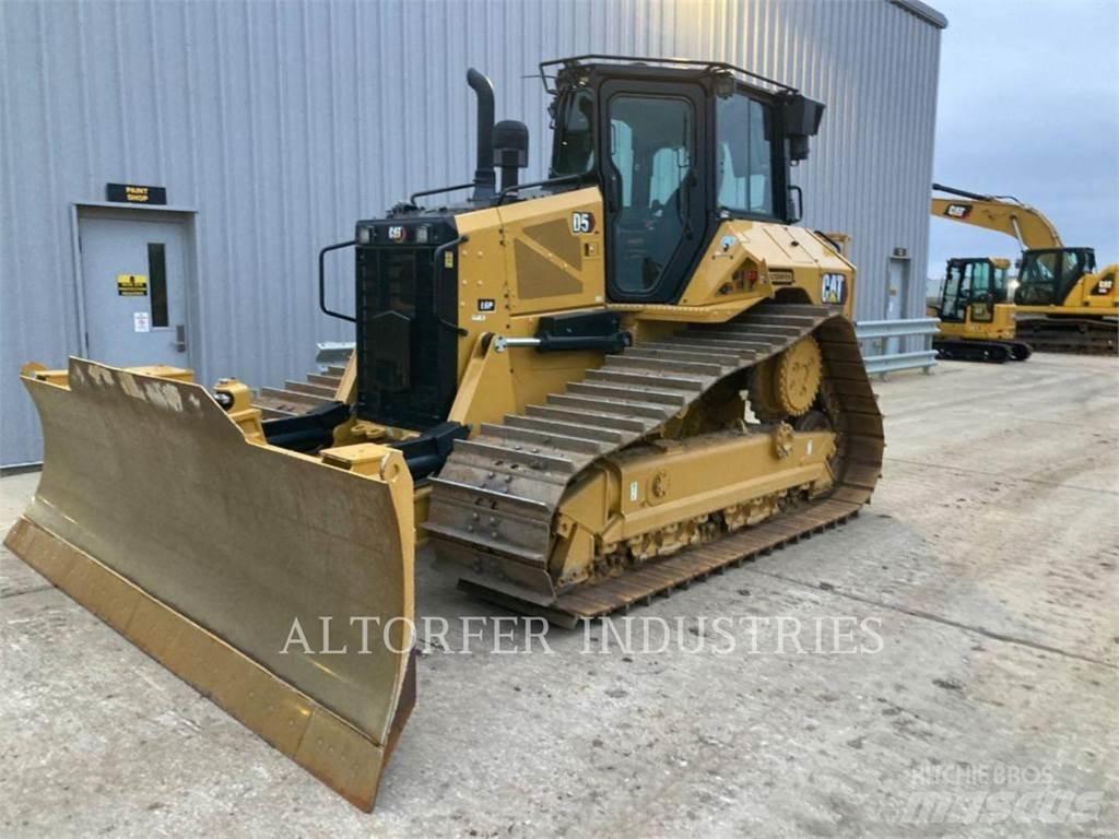 CAT D5-17VPLGP Гусеничные бульдозеры