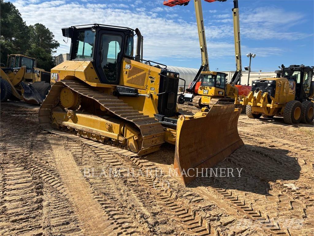 CAT D5- LGP Гусеничные бульдозеры