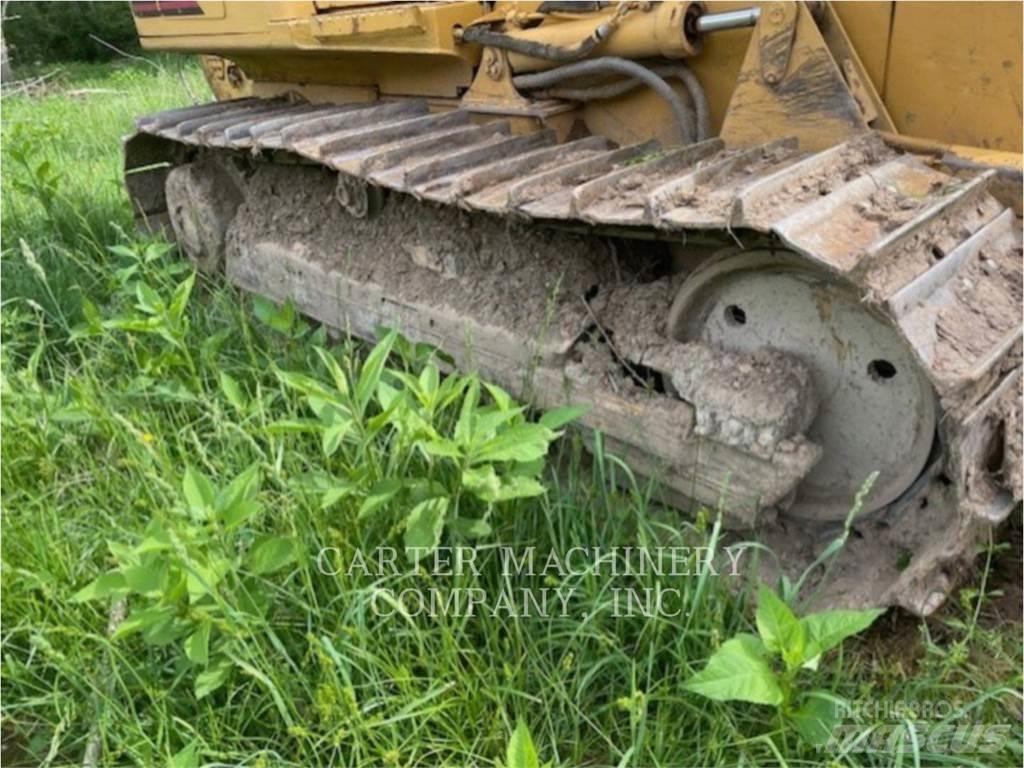 CAT D5GXL Гусеничные бульдозеры