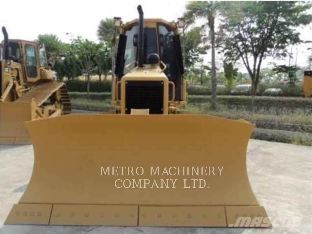 CAT D5GXL Гусеничные бульдозеры