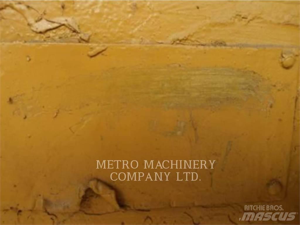 CAT D5HLGP Гусеничные бульдозеры