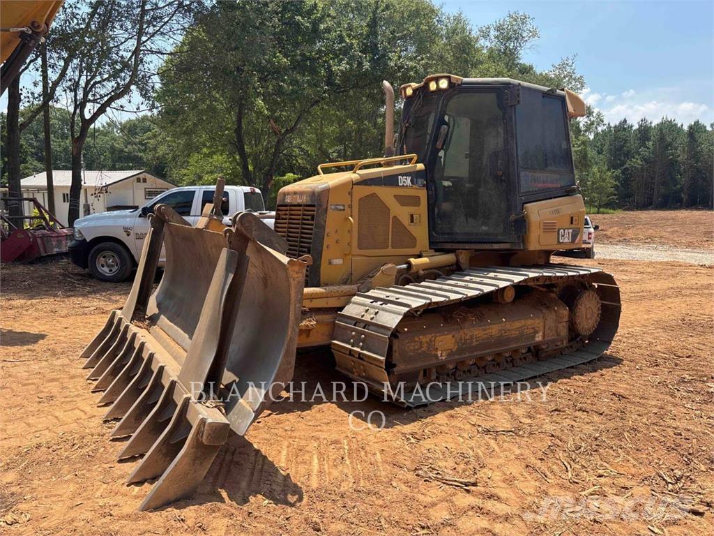 CAT D5K LGP Гусеничные бульдозеры
